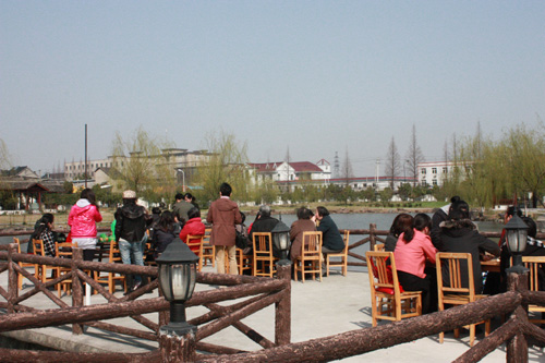 擁抱大自然，放飛我們的心情——“三八”節(jié)女職工活動紀(jì)實