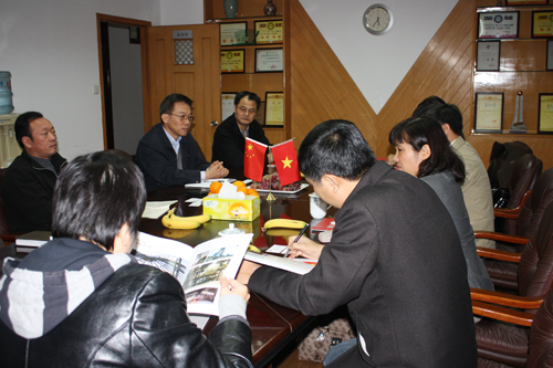 越南建材企業(yè)代表團(tuán)訪問(wèn)我院