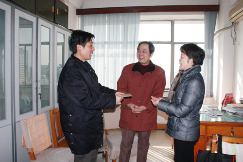 省經(jīng)信委工會(huì)領(lǐng)導(dǎo)到我院走訪慰問