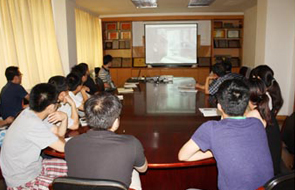 我院組織員工進(jìn)行安全生產(chǎn)知識(shí)培訓(xùn)