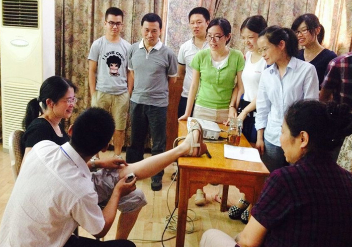 珍惜生命 關(guān)愛(ài)健康